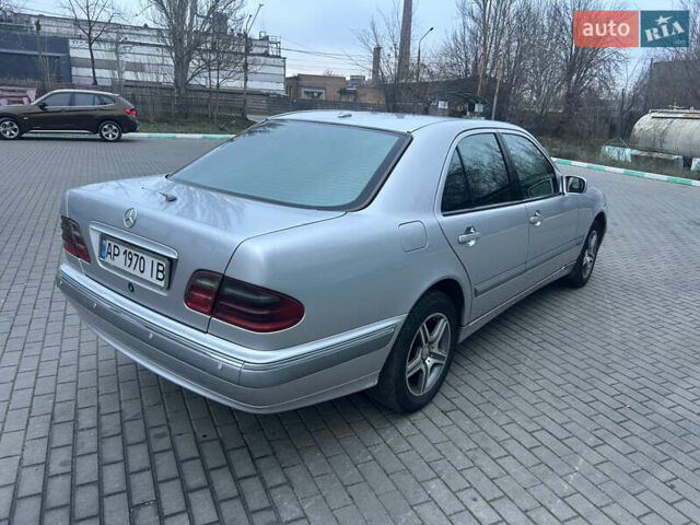 Серый Мерседес Е-Класс, объемом двигателя 2.69 л и пробегом 338 тыс. км за 4400 $, фото 4 на Automoto.ua