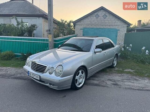 Серый Мерседес Е-Класс, объемом двигателя 2.4 л и пробегом 257 тыс. км за 4100 $, фото 27 на Automoto.ua