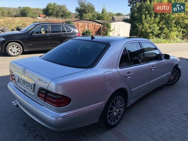 Сірий Мерседес Е-Клас, об'ємом двигуна 4.3 л та пробігом 290 тис. км за 4999 $, фото 15 на Automoto.ua