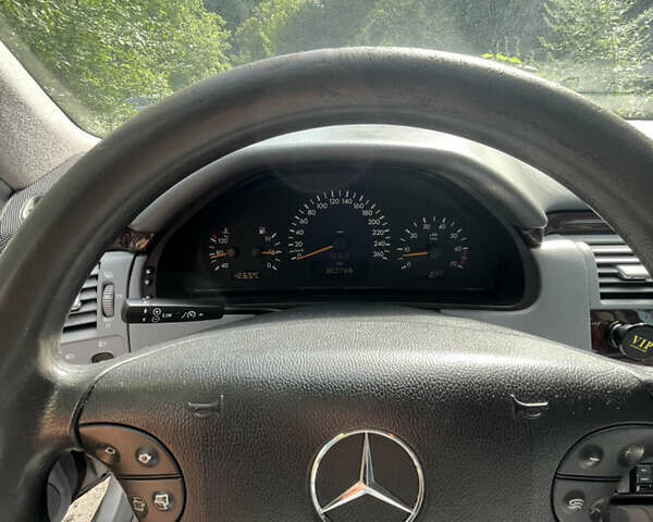 Сірий Мерседес Е-Клас, об'ємом двигуна 2 л та пробігом 362 тис. км за 3900 $, фото 14 на Automoto.ua