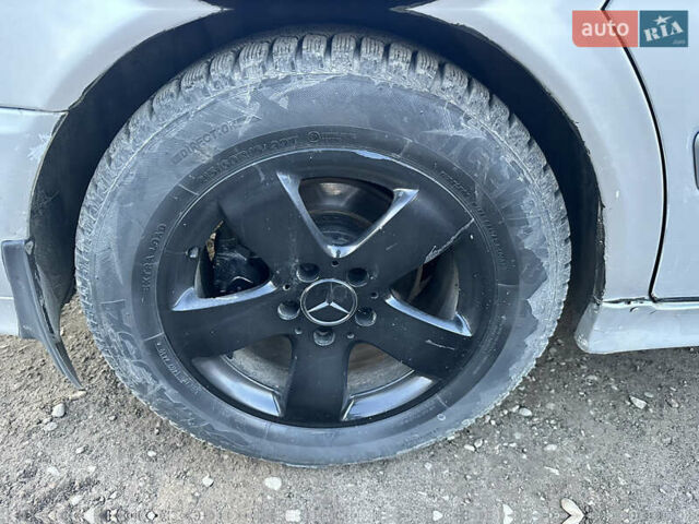 Серый Мерседес Е-Класс, объемом двигателя 2.7 л и пробегом 278 тыс. км за 3399 $, фото 10 на Automoto.ua