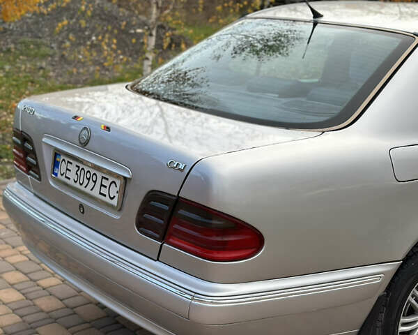 Мерседес Е-Клас 2000 у Сторожинце на Automoto.ua Сірий Мерседес Е-Клас, об'ємом двигуна 2.7 л та пробігом 346 тис. км за 5200 $, фото 5 на Automoto.ua