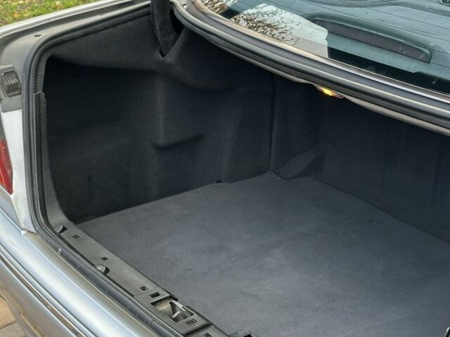 Мерседес Е-Клас 2000 у Сторожинце на Automoto.ua Сірий Мерседес Е-Клас, об'ємом двигуна 2.7 л та пробігом 346 тис. км за 5200 $, фото 22 на Automoto.ua