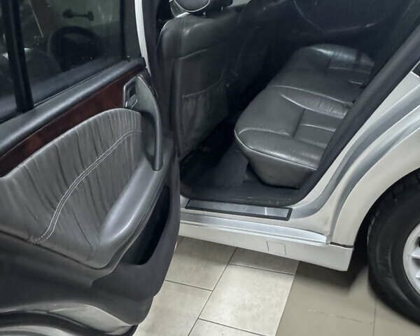 Сірий Мерседес Е-Клас, об'ємом двигуна 2.2 л та пробігом 320 тис. км за 4400 $, фото 7 на Automoto.ua