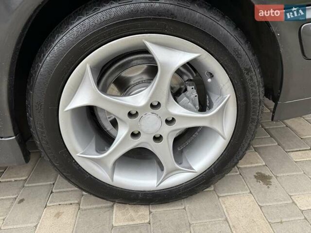 Сірий Мерседес Е-Клас, об'ємом двигуна 2.2 л та пробігом 340 тис. км за 3850 $, фото 26 на Automoto.ua