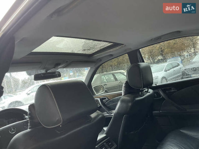 Сірий Мерседес Е-Клас, об'ємом двигуна 4.3 л та пробігом 290 тис. км за 9888 $, фото 13 на Automoto.ua