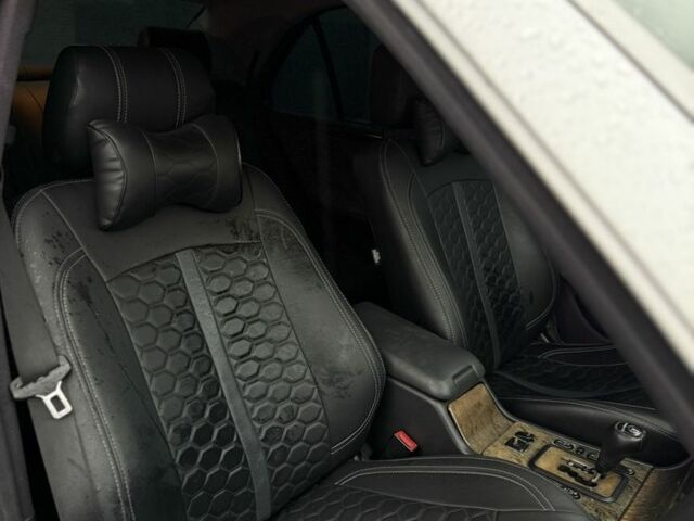 Сірий Мерседес Е-Клас, об'ємом двигуна 2.7 л та пробігом 510 тис. км за 4299 $, фото 19 на Automoto.ua