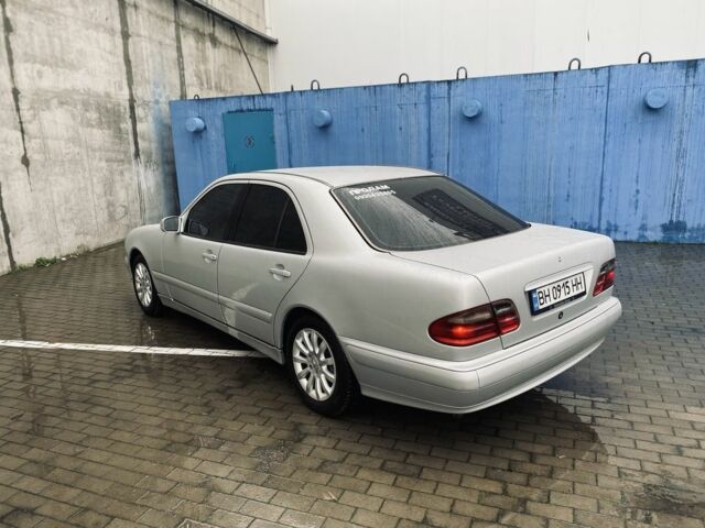 Сірий Мерседес Е-Клас, об'ємом двигуна 2.2 л та пробігом 470 тис. км за 4699 $, фото 4 на Automoto.ua