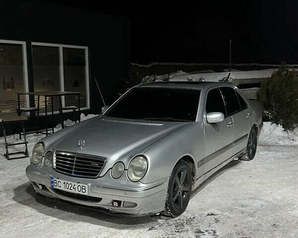 Сірий Мерседес Е-Клас, об'ємом двигуна 3.2 л та пробігом 490 тис. км за 4100 $, фото 2 на Automoto.ua