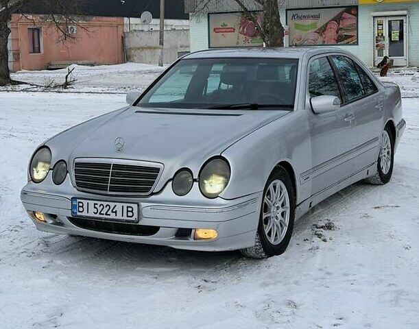Серый Мерседес Е-Класс, объемом двигателя 3.22 л и пробегом 350 тыс. км за 3500 $, фото 1 на Automoto.ua
