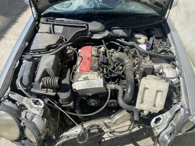 Мерседес Е-Класс 2000 в Самборе на Automoto.ua Серый Мерседес Е-Класс, объемом двигателя 2 л и пробегом 200 тыс. км за 300 $, фото 11 на Automoto.ua