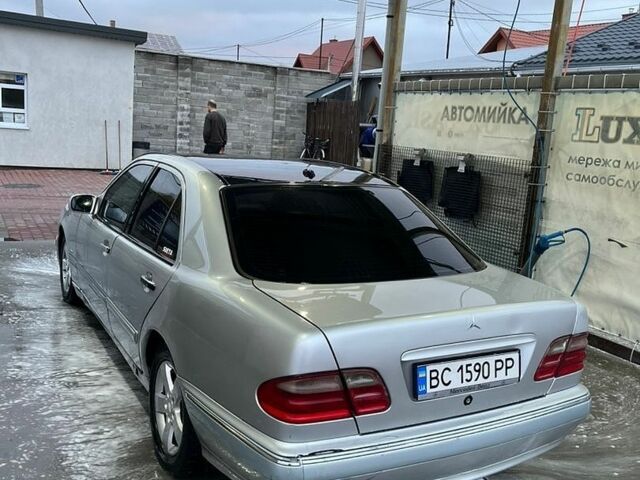 Сірий Мерседес Е-Клас, об'ємом двигуна 2.8 л та пробігом 424 тис. км за 1750 $, фото 14 на Automoto.ua