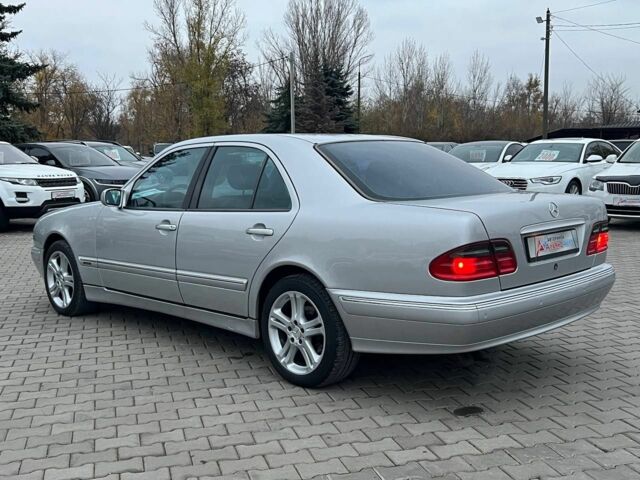 Серый Мерседес Е-Класс, объемом двигателя 3.2 л и пробегом 470 тыс. км за 5100 $, фото 4 на Automoto.ua