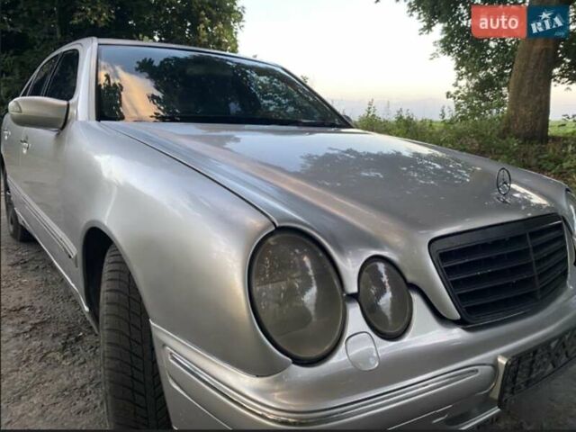 Серый Мерседес Е-Класс, объемом двигателя 2.2 л и пробегом 407 тыс. км за 4750 $, фото 18 на Automoto.ua