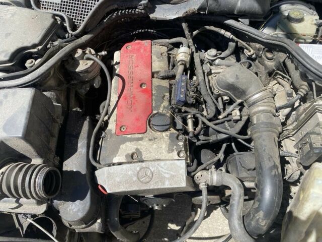 Мерседес Е-Класс 2000 в Самборе на Automoto.ua Серый Мерседес Е-Класс, объемом двигателя 2 л и пробегом 200 тыс. км за 300 $, фото 10 на Automoto.ua