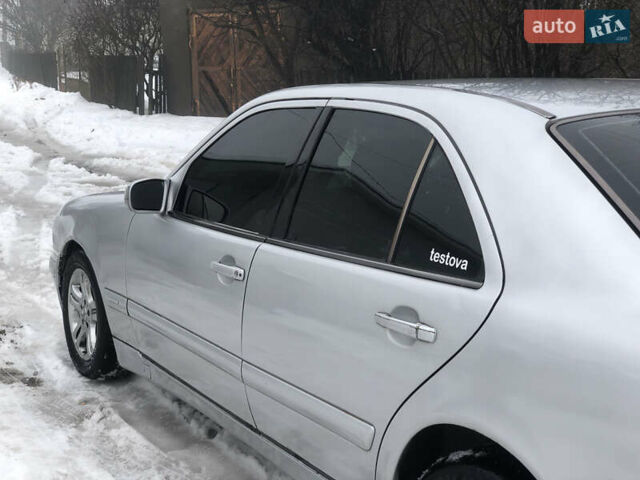 Серый Мерседес Е-Класс, объемом двигателя 2.2 л и пробегом 350 тыс. км за 2999 $, фото 17 на Automoto.ua