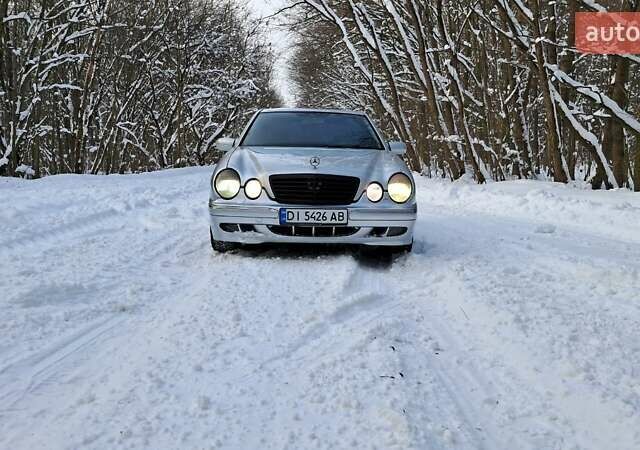 Серый Мерседес Е-Класс, объемом двигателя 2.2 л и пробегом 425 тыс. км за 4850 $, фото 7 на Automoto.ua