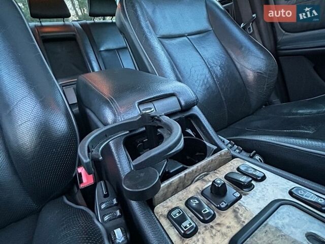 Серый Мерседес Е-Класс, объемом двигателя 3.22 л и пробегом 425 тыс. км за 5500 $, фото 90 на Automoto.ua