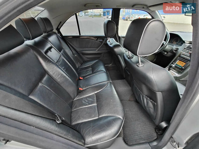 Сірий Мерседес Е-Клас, об'ємом двигуна 3.2 л та пробігом 356 тис. км за 8499 $, фото 34 на Automoto.ua