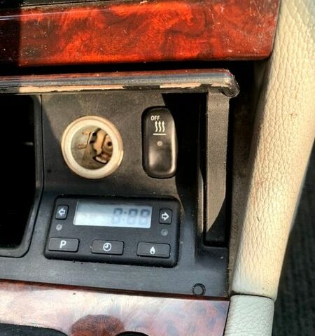 Серый Мерседес Е-Класс, объемом двигателя 3.2 л и пробегом 284 тыс. км за 4800 $, фото 13 на Automoto.ua