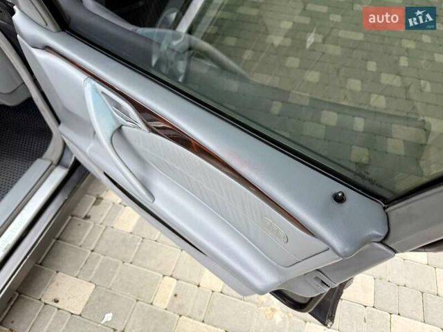 Сірий Мерседес Е-Клас, об'ємом двигуна 2.2 л та пробігом 340 тис. км за 3850 $, фото 46 на Automoto.ua