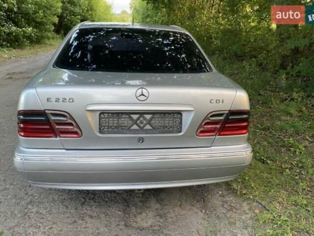 Серый Мерседес Е-Класс, объемом двигателя 2.2 л и пробегом 407 тыс. км за 4750 $, фото 3 на Automoto.ua