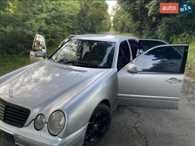 Серый Мерседес Е-Класс, объемом двигателя 2.2 л и пробегом 407 тыс. км за 4750 $, фото 19 на Automoto.ua