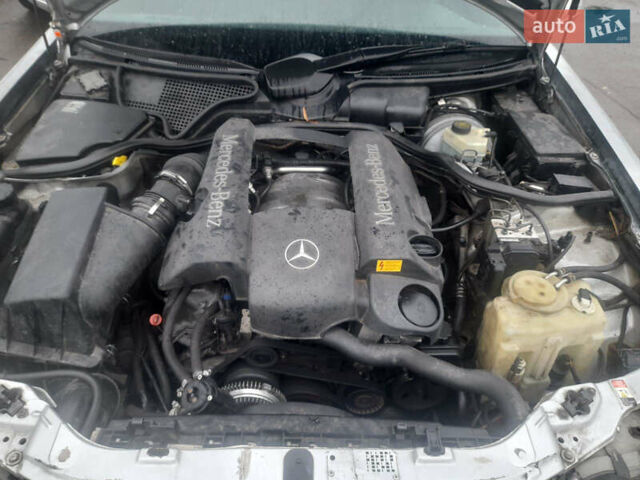 Сірий Мерседес Е-Клас, об'ємом двигуна 2.4 л та пробігом 338 тис. км за 2299 $, фото 18 на Automoto.ua