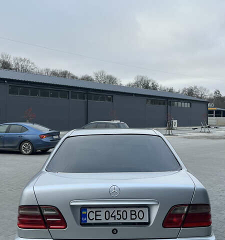 Серый Мерседес Е-Класс, объемом двигателя 3.2 л и пробегом 328 тыс. км за 6200 $, фото 6 на Automoto.ua