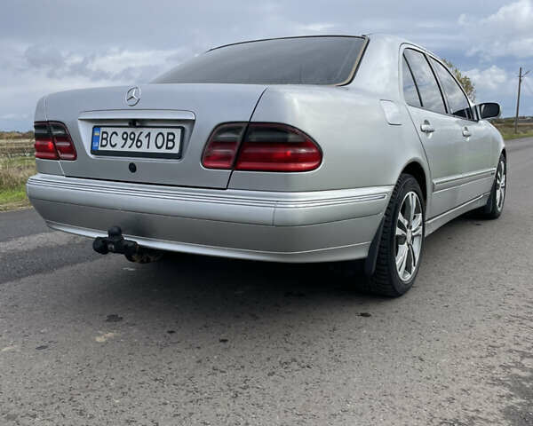Мерседес Е-Класс 2001 в Сокале на Automoto.ua Серый Мерседес Е-Класс, объемом двигателя 2.7 л и пробегом 667 тыс. км за 5200 $, фото 5 на Automoto.ua