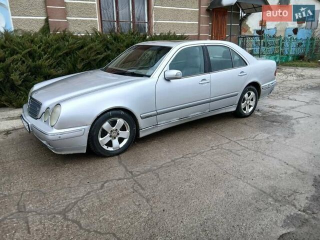 Сірий Мерседес Е-Клас, об'ємом двигуна 2.69 л та пробігом 300 тис. км за 2300 $, фото 8 на Automoto.ua