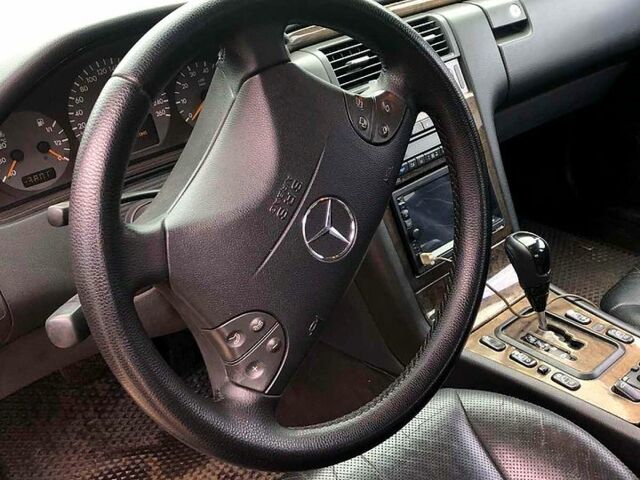 Серый Мерседес Е-Класс, объемом двигателя 4.3 л и пробегом 200 тыс. км за 4500 $, фото 4 на Automoto.ua