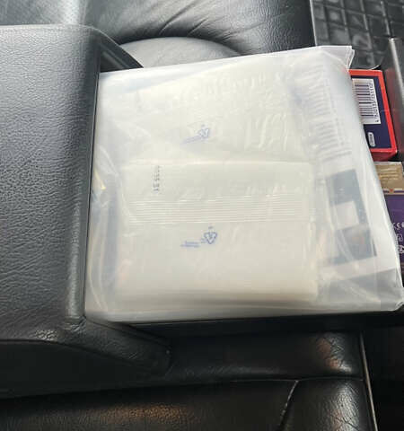 Серый Мерседес Е-Класс, объемом двигателя 3.2 л и пробегом 328 тыс. км за 6200 $, фото 38 на Automoto.ua