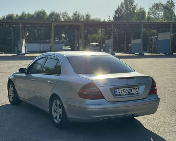 Сірий Мерседес Е-Клас, об'ємом двигуна 2.2 л та пробігом 448 тис. км за 5250 $, фото 5 на Automoto.ua