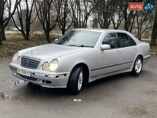 Серый Мерседес Е-Класс, объемом двигателя 3.2 л и пробегом 400 тыс. км за 2500 $, фото 8 на Automoto.ua