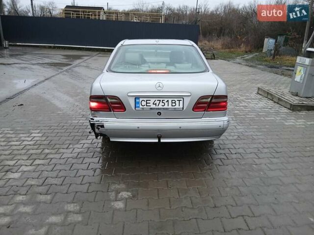 Серый Мерседес Е-Класс, объемом двигателя 2.69 л и пробегом 300 тыс. км за 2500 $, фото 6 на Automoto.ua