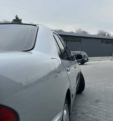 Серый Мерседес Е-Класс, объемом двигателя 3.2 л и пробегом 328 тыс. км за 6200 $, фото 10 на Automoto.ua