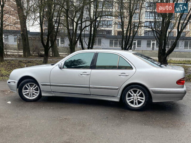 Серый Мерседес Е-Класс, объемом двигателя 3.2 л и пробегом 400 тыс. км за 2500 $, фото 5 на Automoto.ua