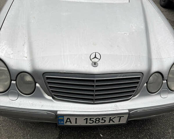 Сірий Мерседес Е-Клас, об'ємом двигуна 3.2 л та пробігом 700 тис. км за 3500 $, фото 1 на Automoto.ua