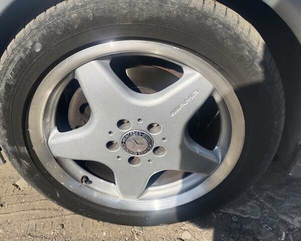 Серый Мерседес Е-Класс, объемом двигателя 2.69 л и пробегом 450 тыс. км за 5200 $, фото 4 на Automoto.ua