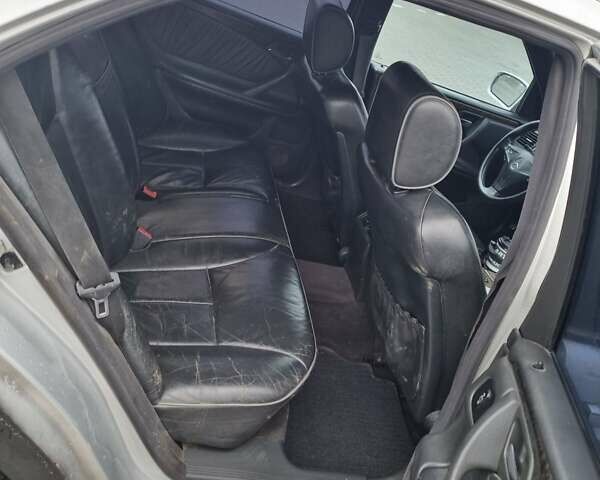 Сірий Мерседес Е-Клас, об'ємом двигуна 2.7 л та пробігом 367 тис. км за 2700 $, фото 15 на Automoto.ua