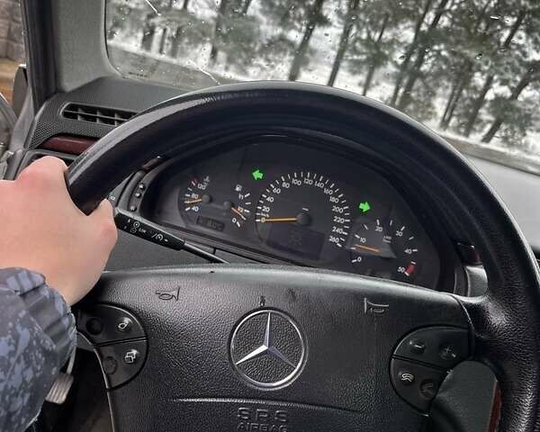 Серый Мерседес Е-Класс, объемом двигателя 2.7 л и пробегом 352 тыс. км за 3200 $, фото 6 на Automoto.ua