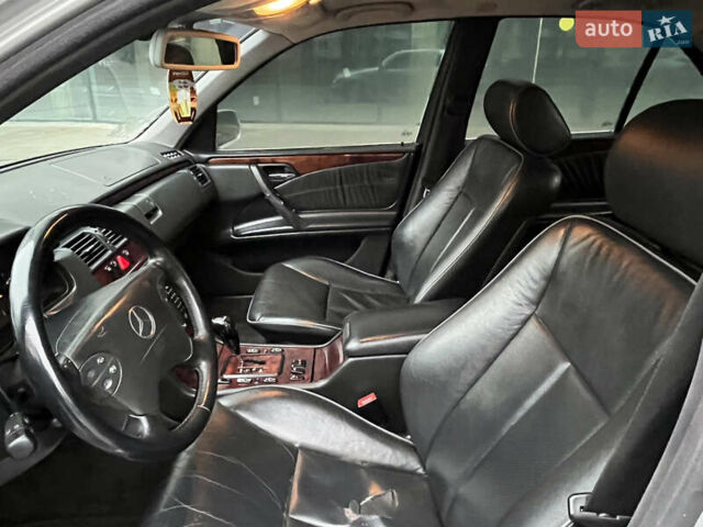 Серый Мерседес Е-Класс, объемом двигателя 2.69 л и пробегом 353 тыс. км за 3750 $, фото 23 на Automoto.ua