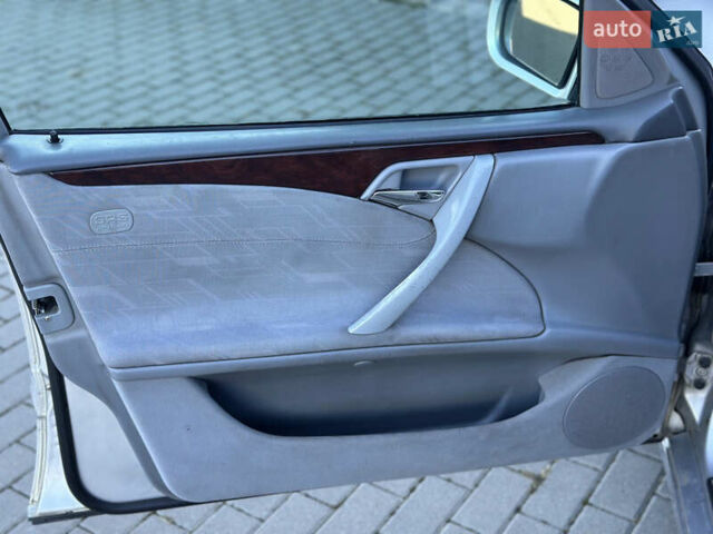 Сірий Мерседес Е-Клас, об'ємом двигуна 2.15 л та пробігом 366 тис. км за 2800 $, фото 6 на Automoto.ua