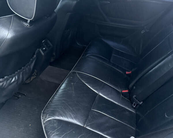 Серый Мерседес Е-Класс, объемом двигателя 2.69 л и пробегом 370 тыс. км за 2900 $, фото 5 на Automoto.ua