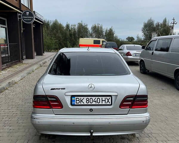 Сірий Мерседес Е-Клас, об'ємом двигуна 2.69 л та пробігом 550 тис. км за 4500 $, фото 8 на Automoto.ua