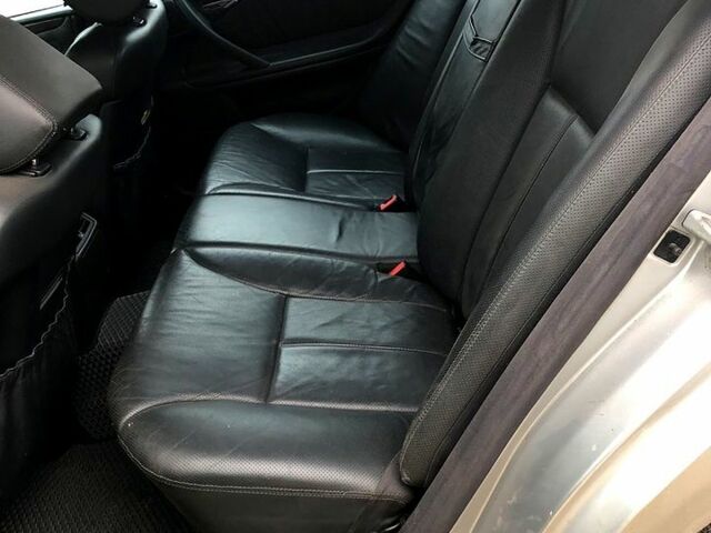 Серый Мерседес Е-Класс, объемом двигателя 4.3 л и пробегом 200 тыс. км за 4500 $, фото 7 на Automoto.ua