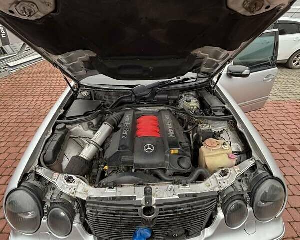 Серый Мерседес Е-Класс, объемом двигателя 4.3 л и пробегом 360 тыс. км за 7100 $, фото 5 на Automoto.ua