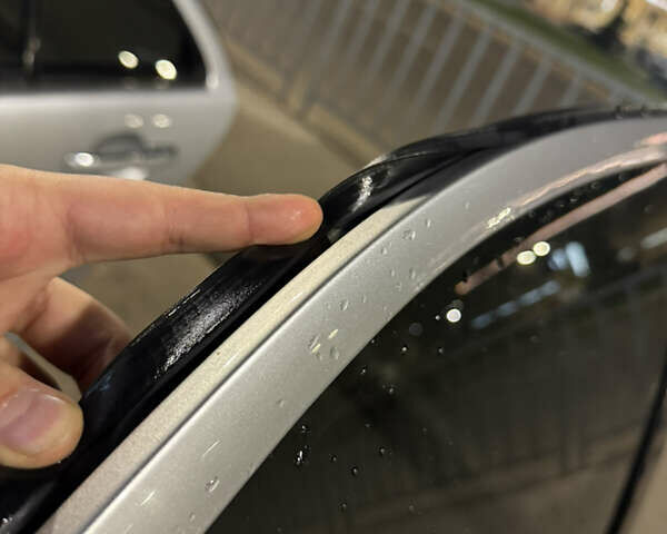 Серый Мерседес Е-Класс, объемом двигателя 3.2 л и пробегом 361 тыс. км за 5000 $, фото 19 на Automoto.ua