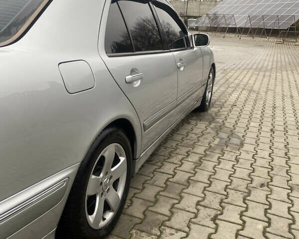 Сірий Мерседес Е-Клас, об'ємом двигуна 2.69 л та пробігом 338 тис. км за 5200 $, фото 6 на Automoto.ua
